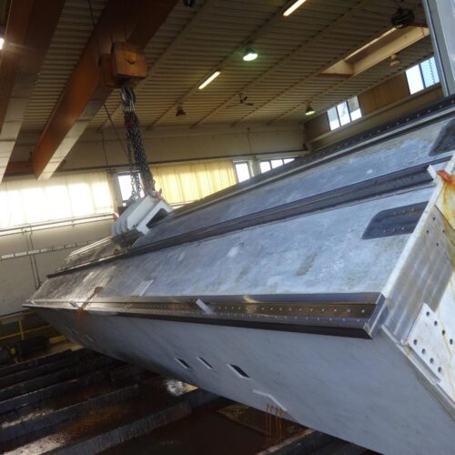 54-es. di rettifica traversa di tornio peso 43 ton. L. 10.500